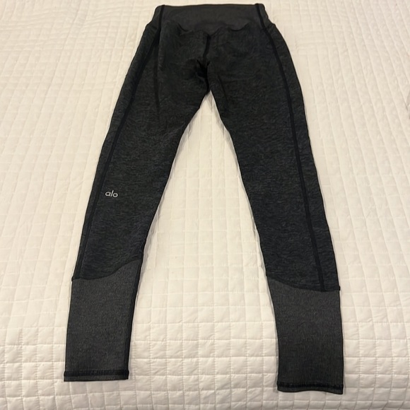 Alo Sz S brushed charcoal heathered gray Leggings - Picture 8 of 8